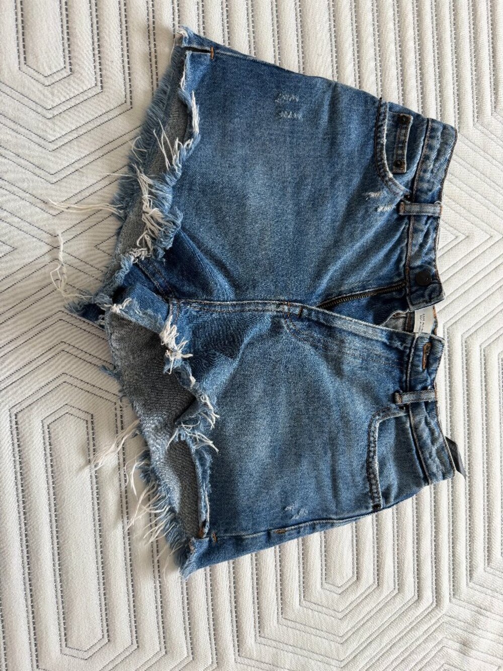 zara shorts size USA 4 dark jeans